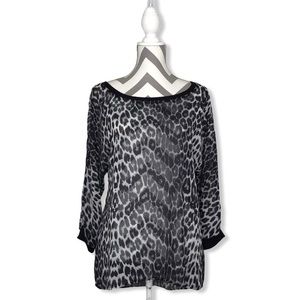 Maurices-Snow Leopard Print Sheer Blouse-Hi-Lo-Zips in back-EUC-Sz Med.